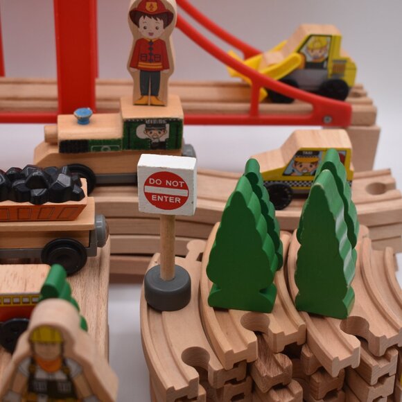 Lot of over 60 Tracks Curves Ramps Straights Ascending Wooden Railway Trains - Picture 4 of 12